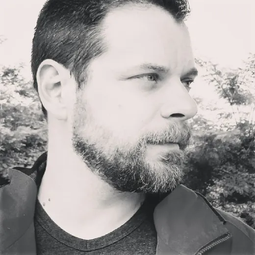 Portrait de Rémi Vincent, designer global indépendant